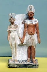Statuette af Amenophis IV (Akhenaton) og Nefertiti fra Tell el-Amarna, Amarnaperioden, Det Nye Rige, 1353-1337 f.Kr.