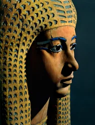 Træskulptur af dronning Ahmose Merit-Amon, hustru til Amenophis I (skulptur)