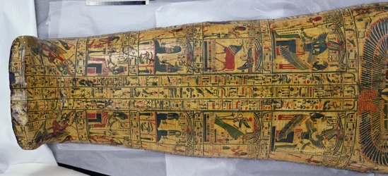 Detalje af omslaget til mumien af Nesyamun, muligvis fundet i Deir El-Bahri, New Kingdom, ca. 1100 f.Kr. (malet træ)
