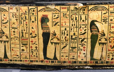 Detalje af den ydre kistebund af mumien af Nesyamun, muligvis fundet i Deir El-Bahri, New Kingdom, ca. 1100 f.Kr. (malet træ)