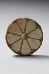 Blomsterindlæg, New Kingdom, regeringstid af Ramses III, 1184-53 f.Kr. (fajance)