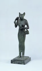 Statuette af gudinden Bastet, tredje mellemperiode (bronze)