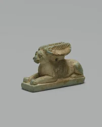Amulet af en kanin (glaseret fajance)