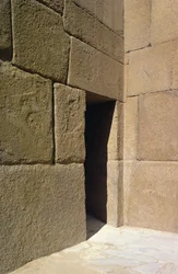 Granitmur fra daltemplet i Khafre, Old Kingdom