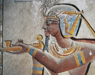 Egypten, Oldtidens Theben, Kongernes Dal, Malet relief af farao ved Ramses VI