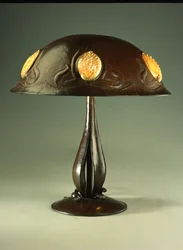 Bordlampe, ca. 1910 (kobber & perle abalone skal)