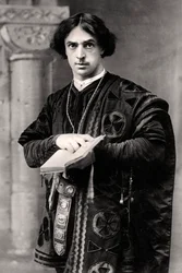 John Martin Harvey 1863-1944, engelsk skuespiller, 1907.