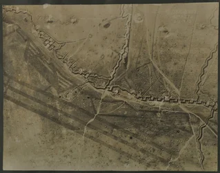 Luftfoto med skyttegrave fra WWI, 1918