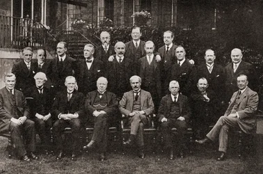Storbritanniens første Labour-regering i 1924, fra The Story of Twenty Five Years, udgivet 1935