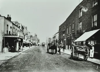 Putney High Street, ser mod broen, 1885