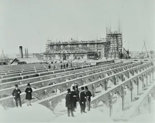 Southern Outfall Sewer, Crossness: bygningsdrift, 1865