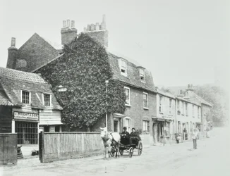 Tottenham Lane, Hornsey: forhøjninger, ca. 1890