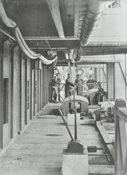 Woolwich Færge: nordponton hydraulisk løftestangsplatform, 1896