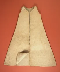 Barnekjole (quiltet silkesatin)
