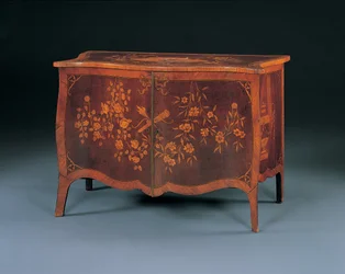 George III intarsiakommode på samme måde som John Cobb, ca. 1770 (amarant og tulipantræ)