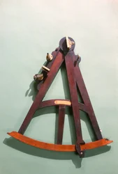 Hadley Quadrant med tværgående skala (mahogni, messing og elfenben)