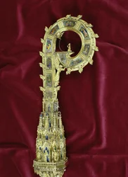 Hoved og krog af crozier af William of Wykeham (ca. 1320-1404): Peter side (forgyldt sølv) (detalje) (se 205100-32)
