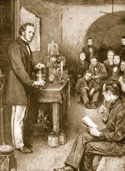 Lord Kelvin begyndte sine videnskabelige undersøgelser i Glasgow i en vinkælder, som han omdannede til et laboratorium