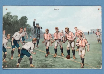 Leg, postkort, der forestiller en fodboldkamp;