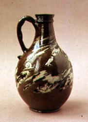 Stentøjsflaske med marmoreret dekoration af J.Dwight, Fulham Pottery, slutningen af det 17. århundrede