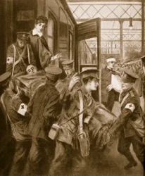 Krigssårede ankommer til en Londons togterminal, 1914-19