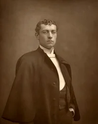 Lewis Waller, britisk skuespiller, 1887