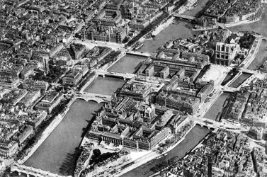 Generel udsigt over Isle de la Cite, Paris, 1931
