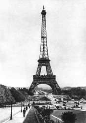Eiffeltårnet fra Trocadero, Paris, 1931.