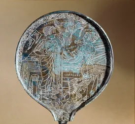 Etruskisk kunst: bagsiden af et bronzespejl: Afrodite overtalte Helena til at følge Paris til Troja. 5. århundrede f.Kr. Rom, Museo Nazionale di Villa Giulia