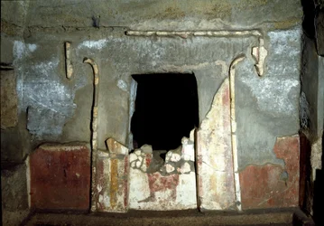 Etruskisk civilisation: indgangen til Francois-graven i nekropolis Ponte Rotto, 4. århundrede f.Kr. Vulci, Italien