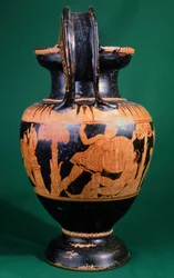 Volute krater af maleren fra Mainz, der skildrer en kamp mellem en kriger og en Amazonas. Keramik med rød figur. Etruskisk civilisation, 4. århundrede f.Kr.