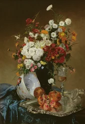 Stilleben med blomster og granatæbler