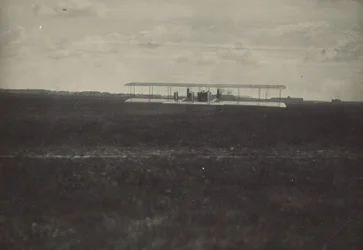 [Caproni Ca. 36 from behind]