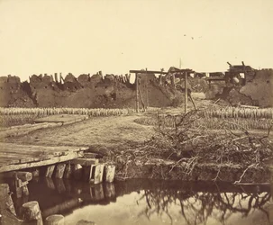Udvendigt af det nordlige fort, der viser den engelske indgang