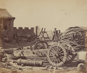 Interiør af Pehtang Fort viser magasinet og træpistolen, 1. august 1860, 1860.