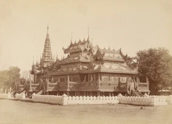 King Thibaw Min