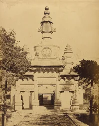 Thibetansk monument i lamatemplet i nærheden af Pekin, august 1860