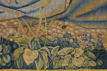 flamsk gobelin. Jomfruen med barnet og engle (Jomfruen med barnet og en engel, Maria mødte Kind in engelen). Ca
