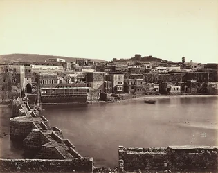 Panoramaudsigt over en by i Israel