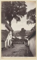 31. Exeter, Cottages at Countess Weir, 186094.