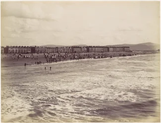 Rhyl set fra havet