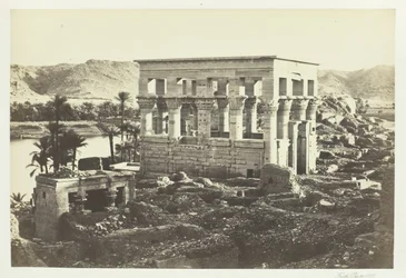 Faraas seng, Philæ, fra det store tempel, 1857.