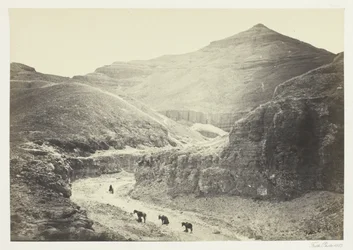 Kongernes Gravdal, Theben