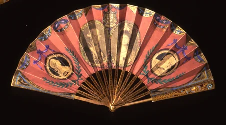 Fan med portrætter af Karl IV af Spanien, dronning Maria Luisa af Parma og kong Karl III, ca. 1830