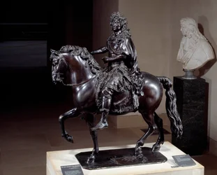 Rytterstatue af kong Ludvig XIV (1638-1715) i bronze støbt ved cire perdue-metoden. Skulptur af François Girardon (1628-1715). 17. århundrede. H. 1,02 x 0,98 x 0,5 m, Paris, Musée du Louvre