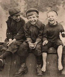 Tre glade drenge, 1889