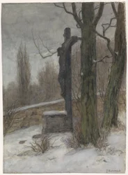 Krucifiks i en snedækket skov