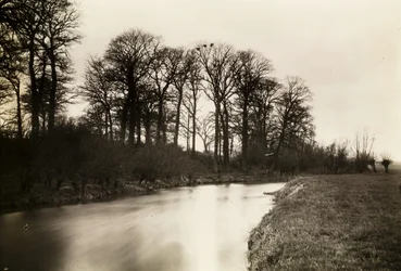 Kelmscott Manot: Themsen nær herregården, 1896.