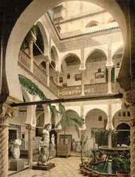 Entré, Antikvitetsmuseum, Algier, pub. ca. 1900