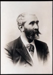 Portræt af Jose Maria de Heredia (1842-1905), fransk digter.